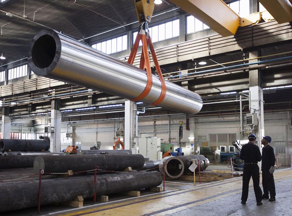 Giá vật liệu hôm nay 9/10: Tuần trầm lắng, một số &quot;ông lớn&quot; giảm giá thép - Ảnh 1.
