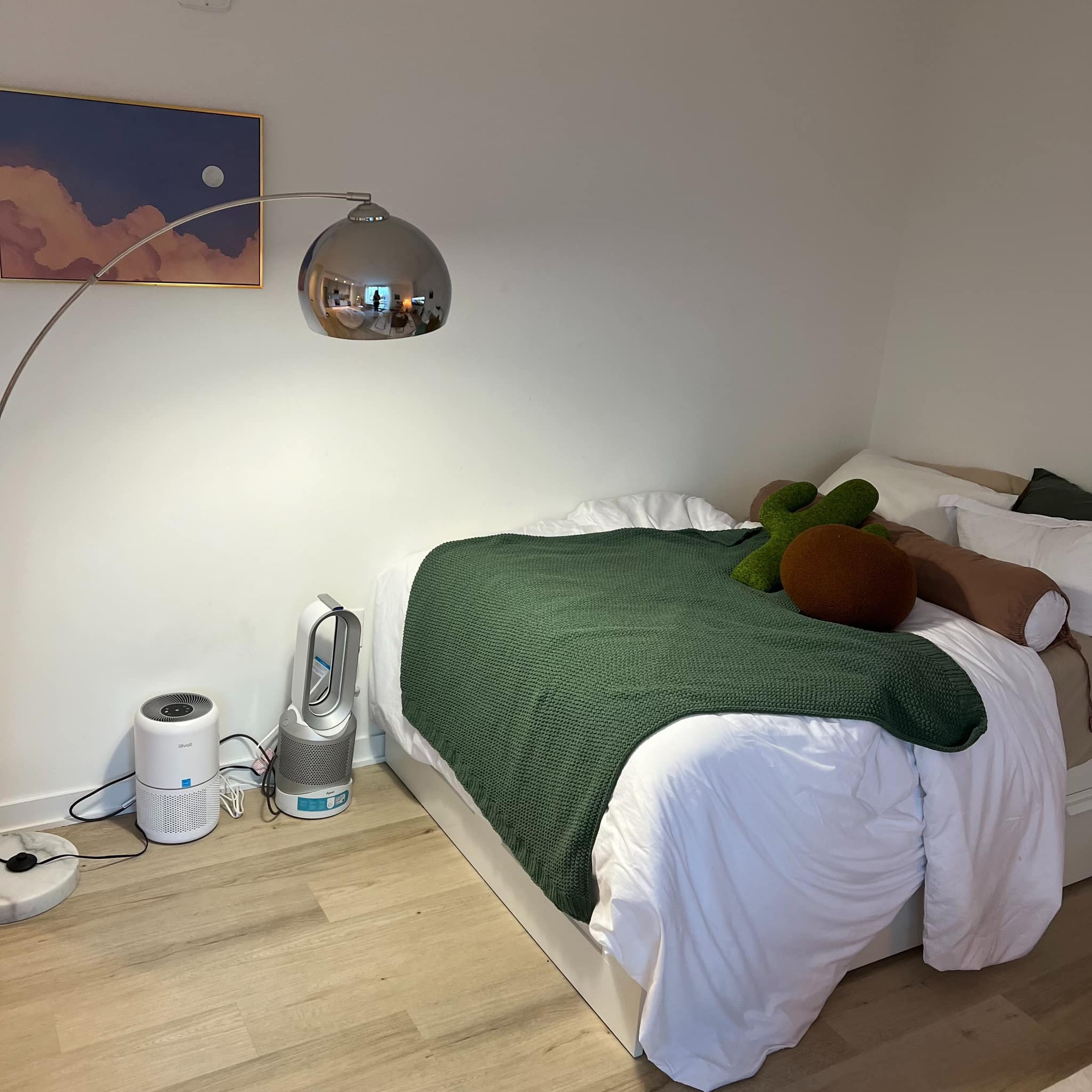 Nữ sinh tự bỏ tiền trang trí căn hộ thuê để có cảm hứng tích cực trong cuộc sống - Ảnh 11.