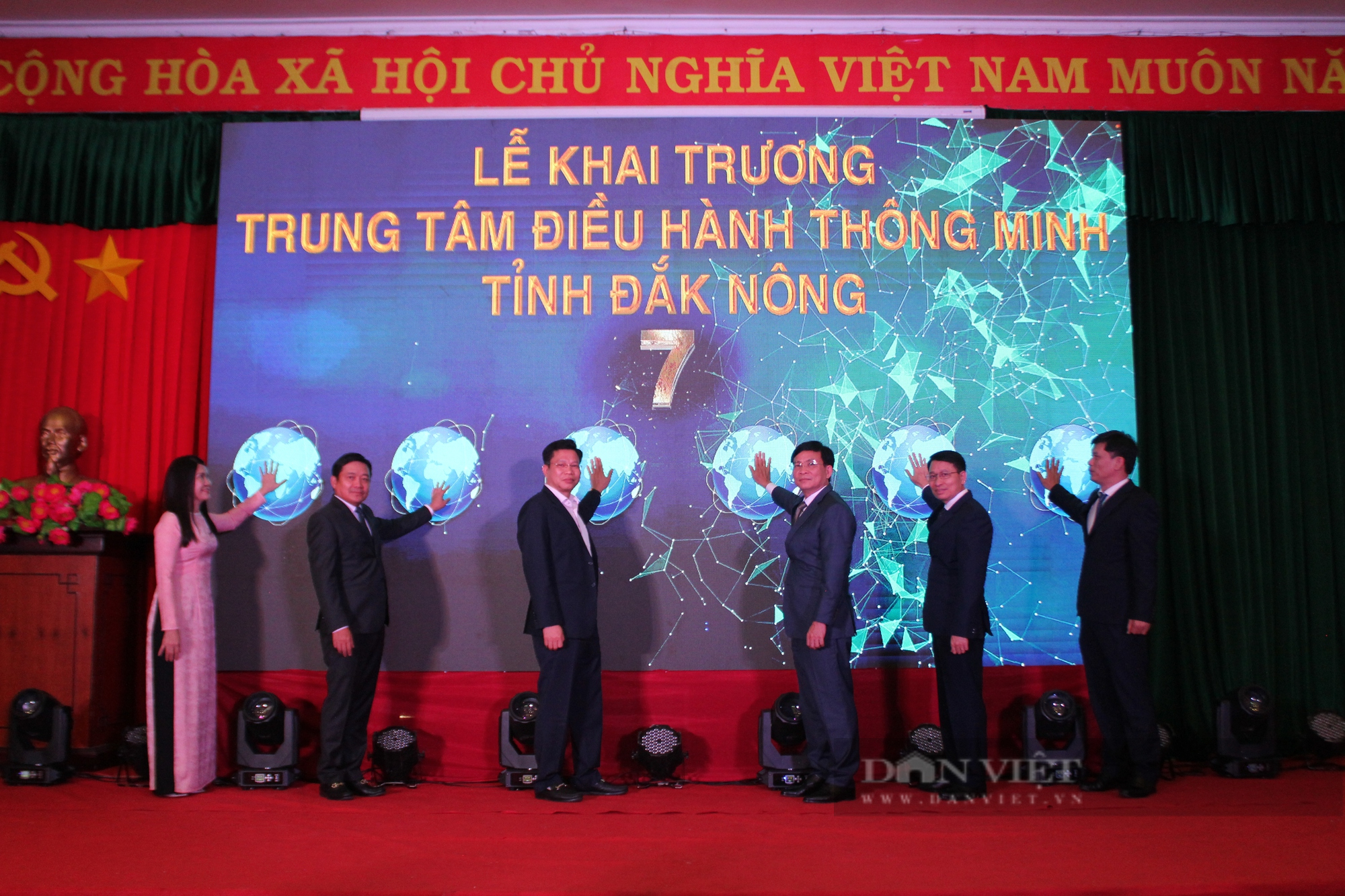 Nhiều sự kiện hưởng ứng ngày chuyển đổi số của tỉnh Đắk Nông - Ảnh 4.