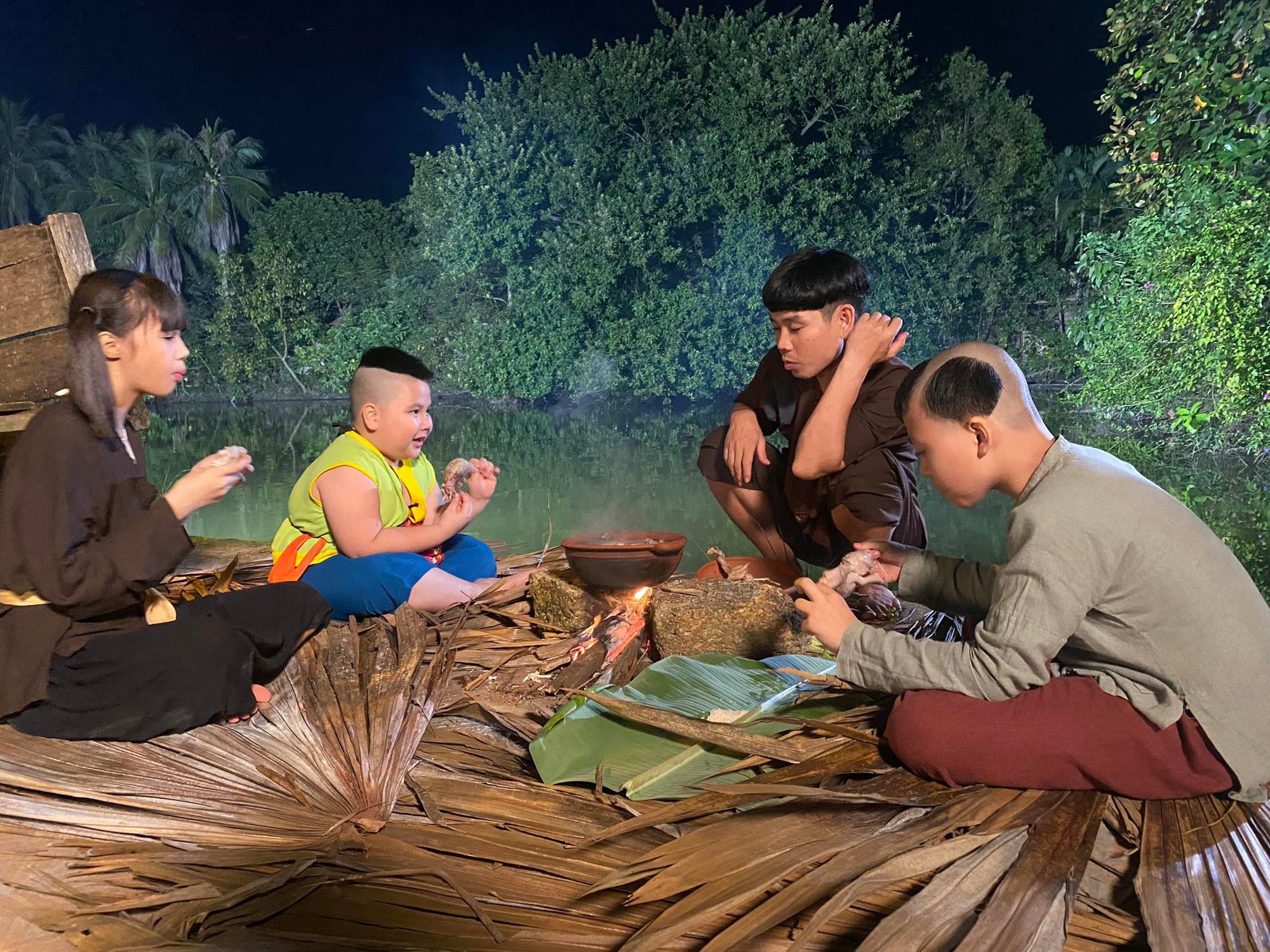 Phim “Trạng nhí” có Quốc Anh đóng Phú Ông, Thanh Hương đóng vai ác “uốn” trẻ bỏ thói hư, tật xấu - Ảnh 4.