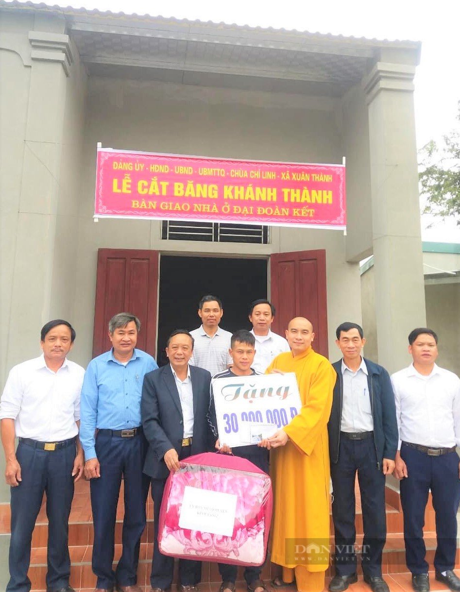 Đền chùa Gám khắc đậm sự phát triển bền vững văn hoá, tâm linh Việt Nam trong mỗi người dân huyện lúa anh hùng - Ảnh 11.