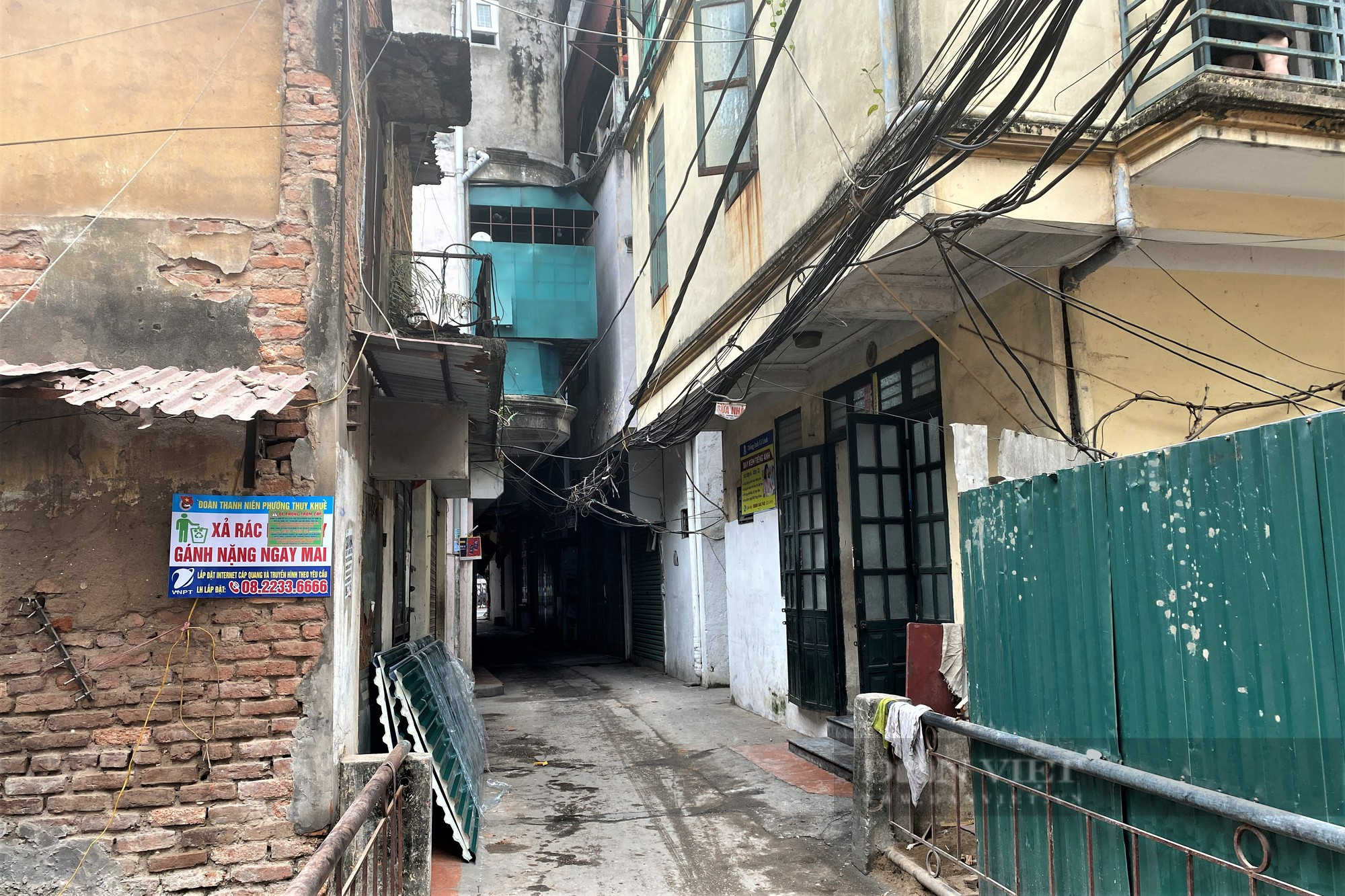 Người dân Thủ đô khốn khổ sống cạnh mương ô nhiễm vì dự án dang dở - Ảnh 7.
