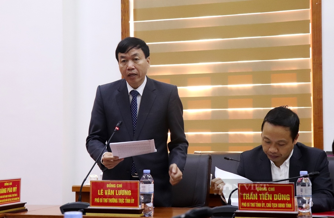 Chủ tịch nước Nguyễn Xuân Phúc làm việc với Ban Thường vụ Tỉnh ủy Lai Châu - Ảnh 2. Chủ tịch nước Nguyễn Xuân Phúc làm việc với Ban Thường vụ Tỉnh ủy Lai Châu - Ảnh 2.