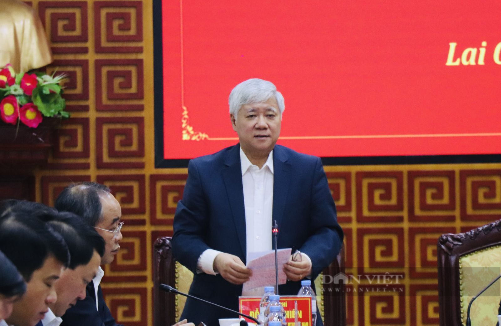 Chủ tịch nước Nguyễn Xuân Phúc làm việc với Ban Thường vụ Tỉnh ủy Lai Châu - Ảnh 4. Chủ tịch nước Nguyễn Xuân Phúc làm việc với Ban Thường vụ Tỉnh ủy Lai Châu - Ảnh 4.