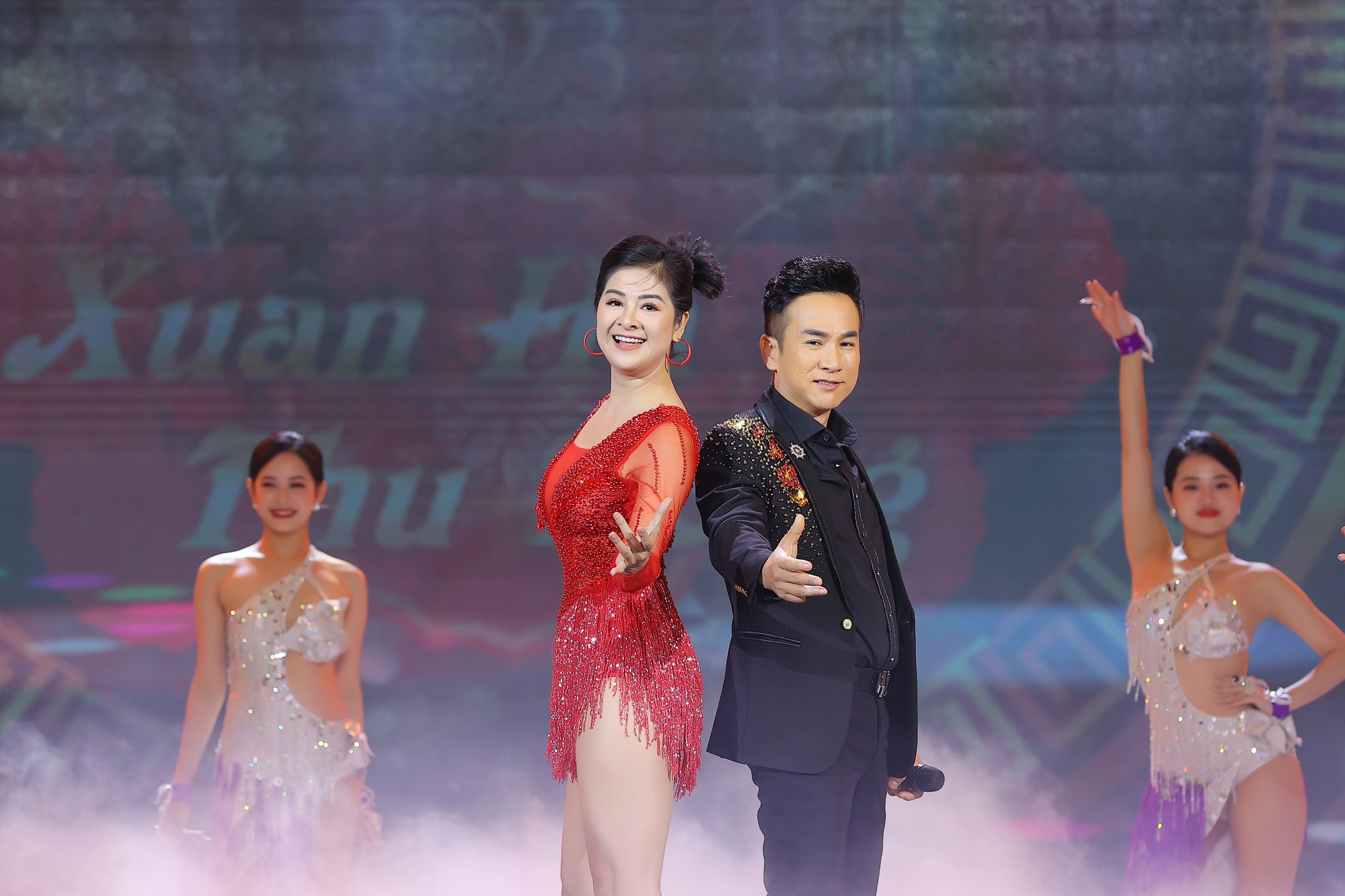 Vượng râu giả gái, Trà My giả trai… khiến khán giả cười chảy nước mắt  - Ảnh 7.