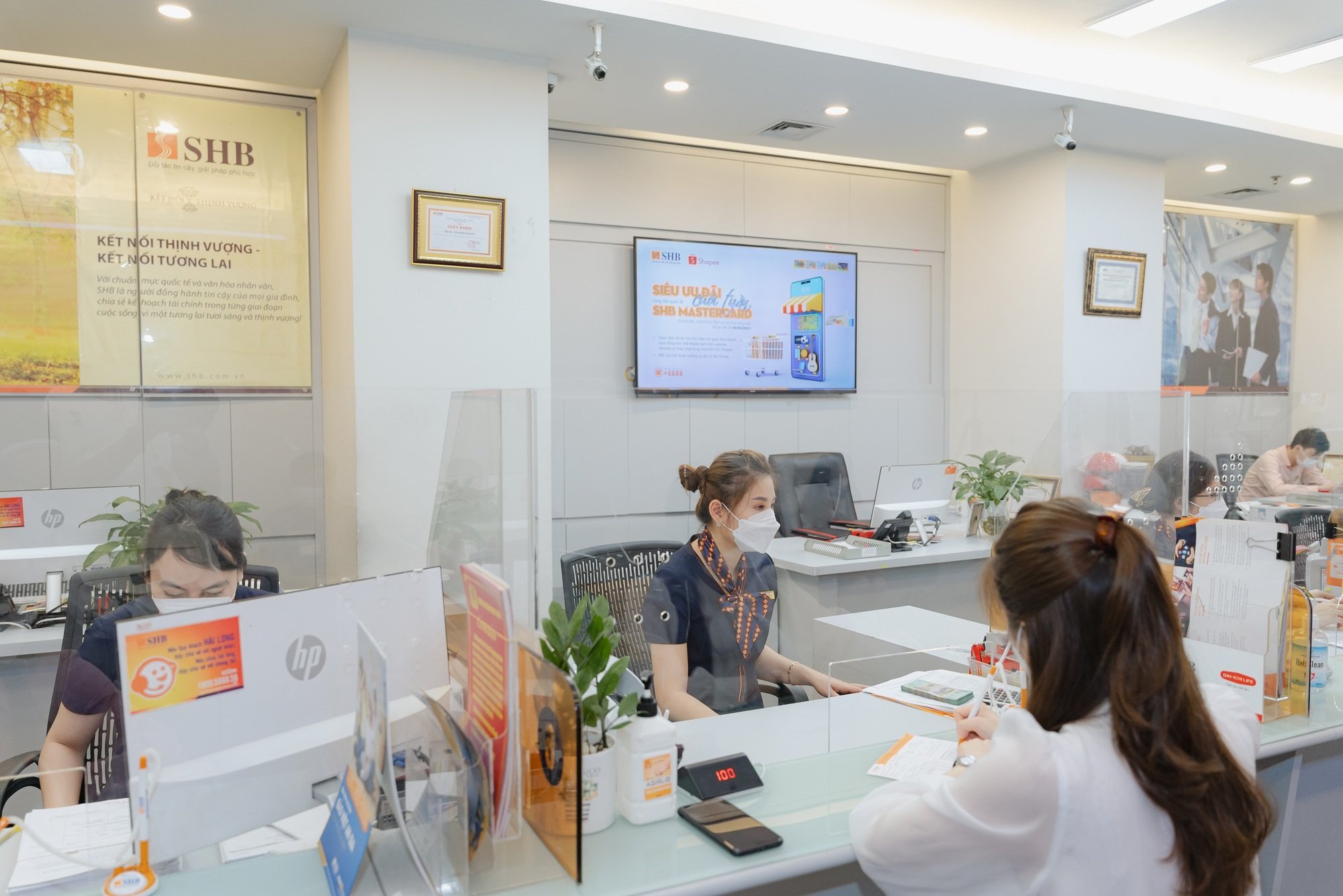 SHB tặng tài khoản số đẹp và nhiều ưu đãi miễn phí dành cho doanh nghiệp - Ảnh 2.