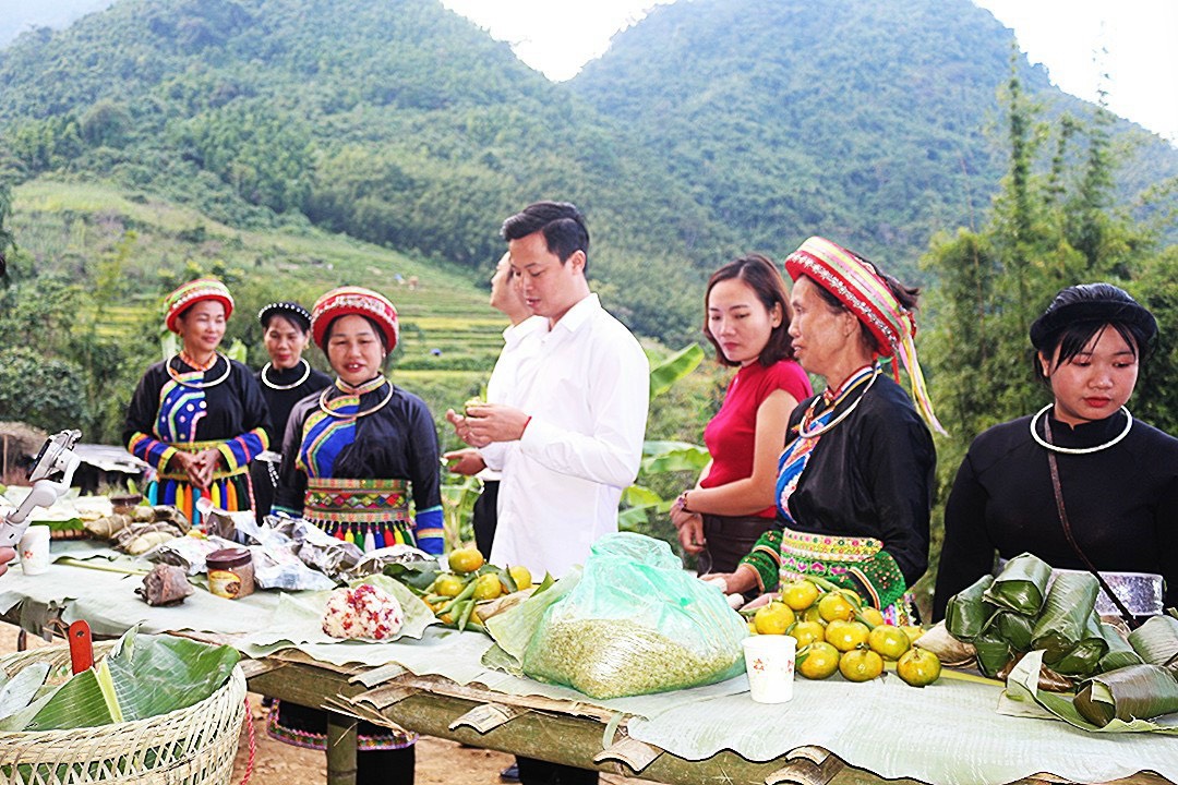Xúc tiến tiêu thụ &quot;chắp cánh&quot; sản phẩm OCOP Bắc Kạn vươn xa - Ảnh 2.