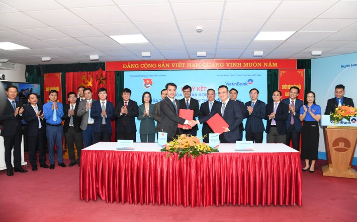 VietinBank và Trung ương Đoàn ký kết hợp tác giai đoạn 2022-2025 - Ảnh 3.