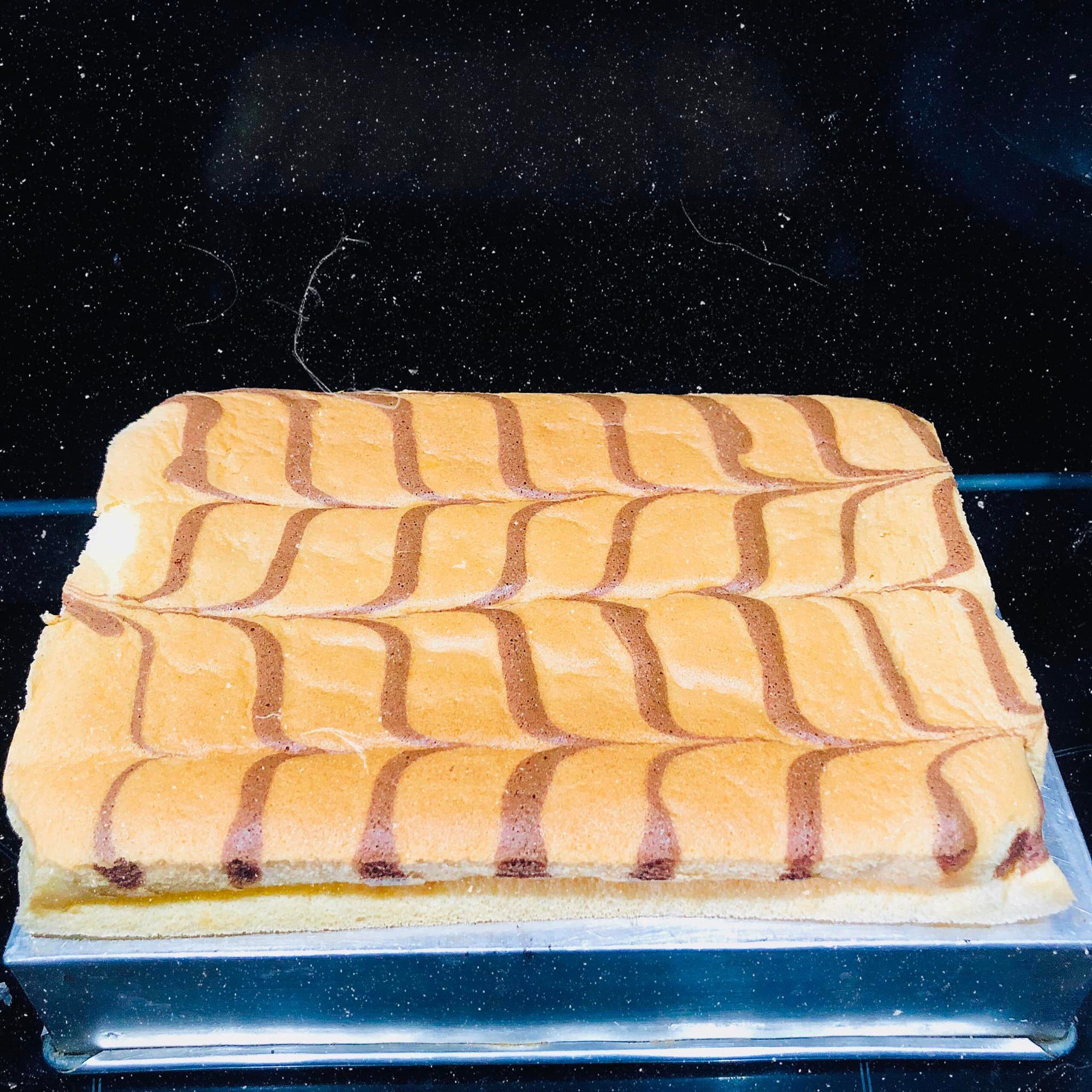 Để làm bánh bông lan cuộn mềm, mịn, xốp thơm ngon, đừng bỏ qua bước này - Ảnh 2.