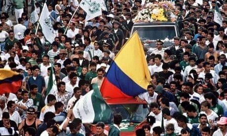 Andres Escobar: Pha đốt lưới nhà tước đoạt mạng sống ở World Cup - Ảnh 5.