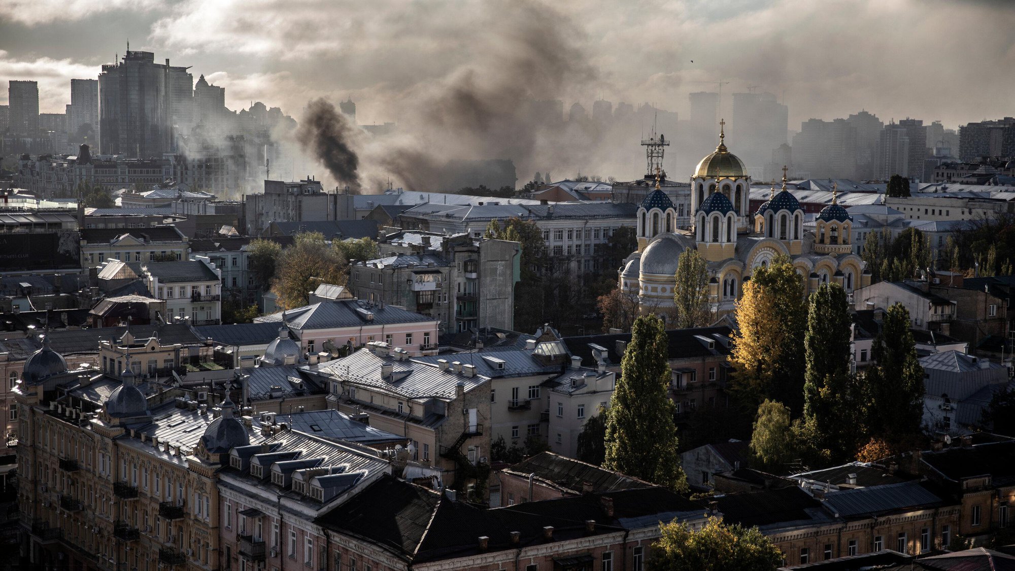 Ukraine gặp rắc rối lớn khi tên lửa rơi trên đất Ba Lan là của hệ thống phòng không S-300 - Ảnh 3.
