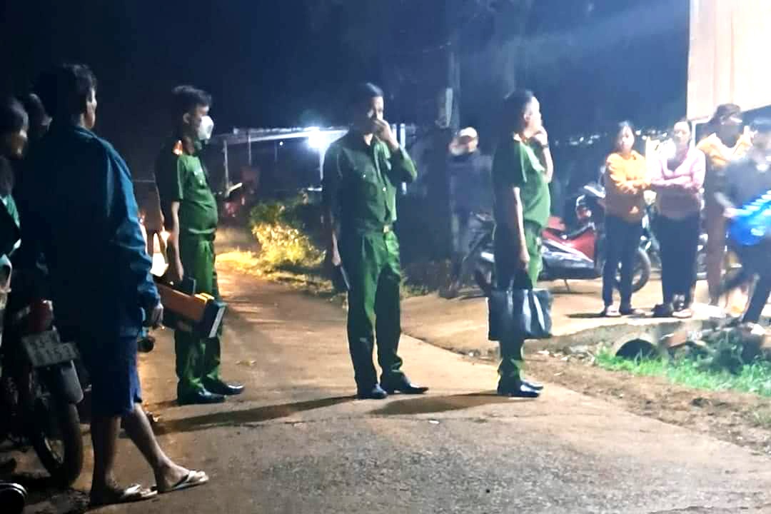 Nghi án chồng bóp cổ vợ đến chết vì nghi ngoại tình - Ảnh 1.