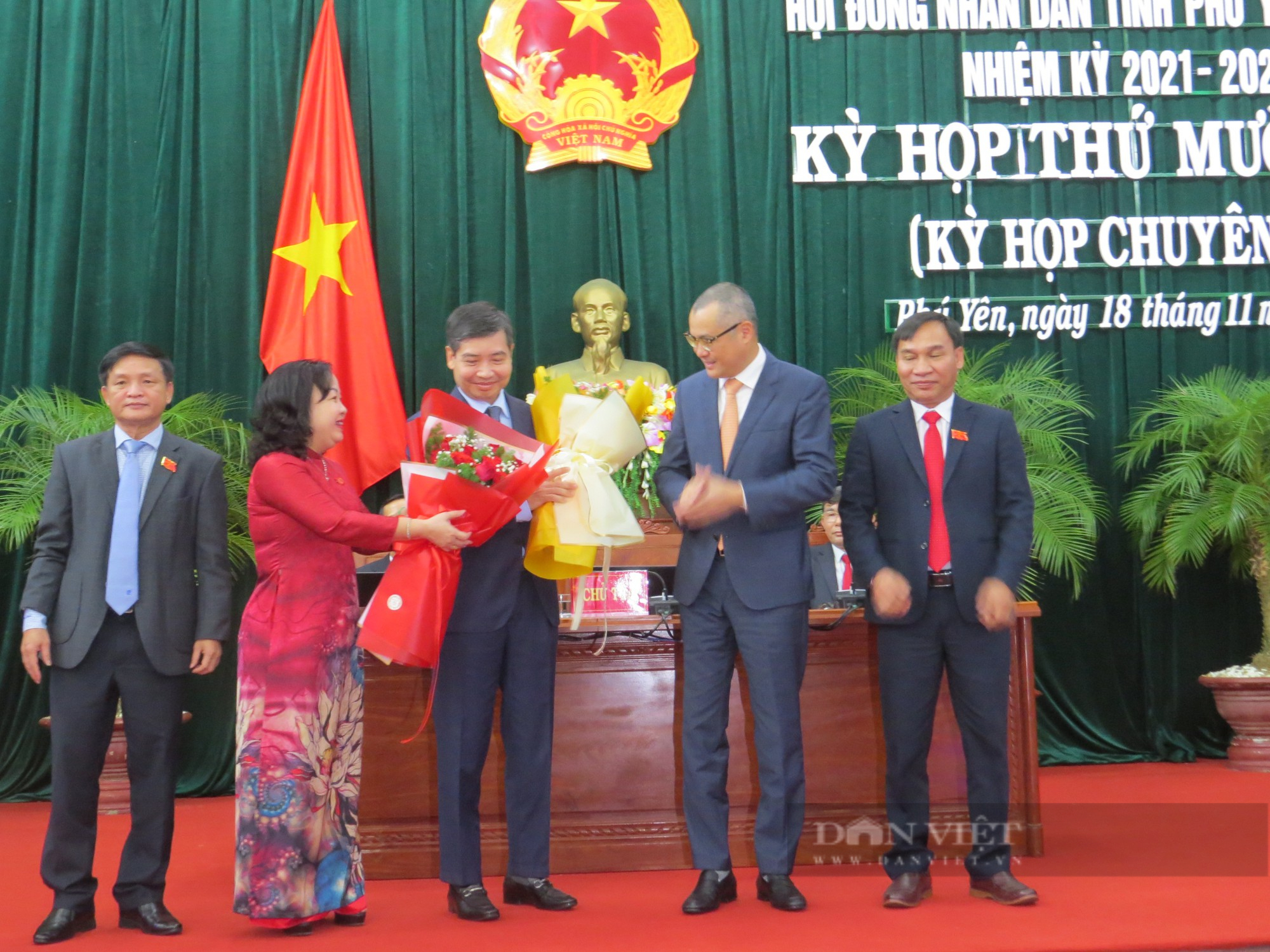 Ông Tạ Anh Tuấn được bầu giữ chức Chủ tịch UBND tỉnh Phú Yên - Ảnh 1.
