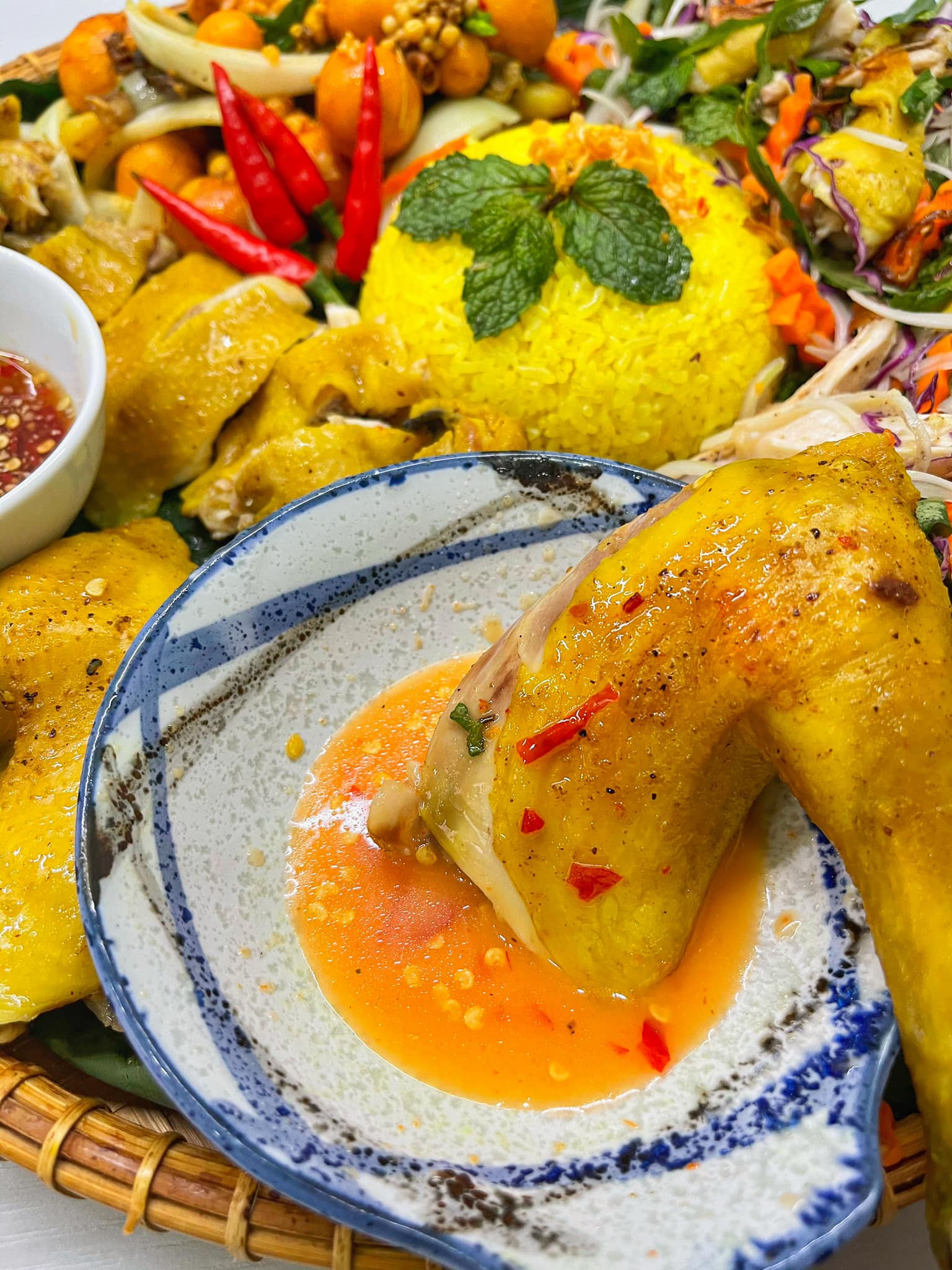 Bí quyết làm gà lên mâm thơm ngon, đẹp mắt cho bữa cơm gia đình - Ảnh 4.