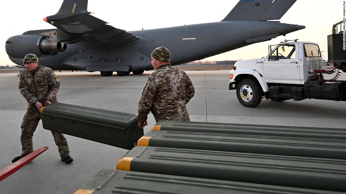 Ukraine sản xuất vũ khí hạng nặng và thiết bị quân sự cùng với 6 nước NATO - Ảnh 1.