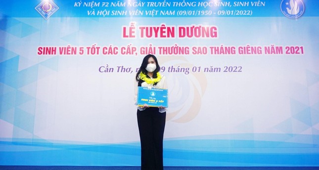 Nữ thủ khoa đa tài của Đại học Cần Thơ - Ảnh 6.