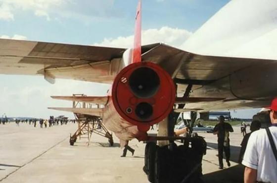 Tên lửa hành trình siêu thanh mới nhất Kh-32 Nga lần đầu tập kích Ukraine? - Ảnh 9.