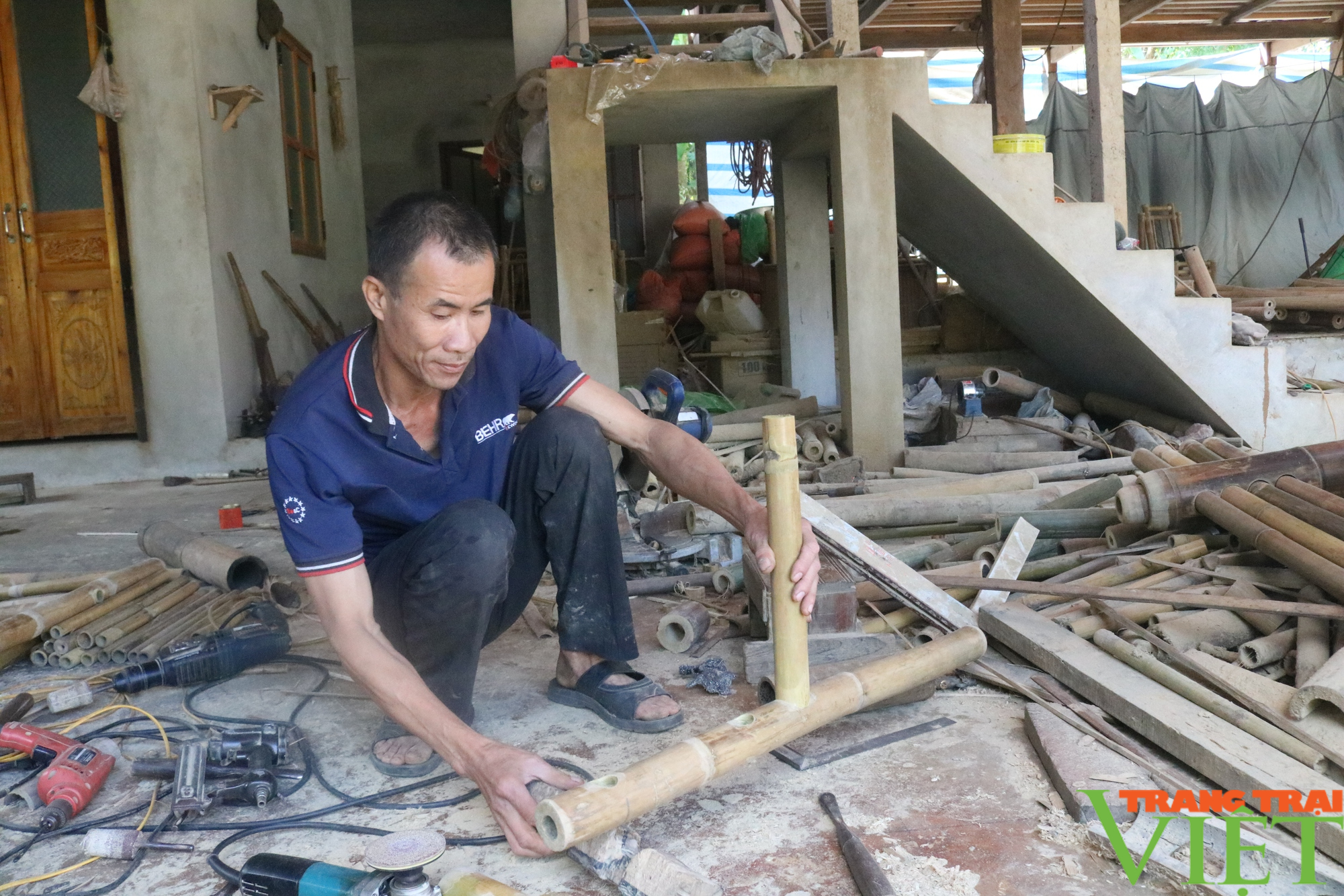 Hòa Bình: Người biến cây tre làng thành những sản phẩm thân thiện với môi trường - Ảnh 2. Hòa Bình: Người biến cây tre làng thành những sản phẩm thân thiện với môi trường - Ảnh 2.