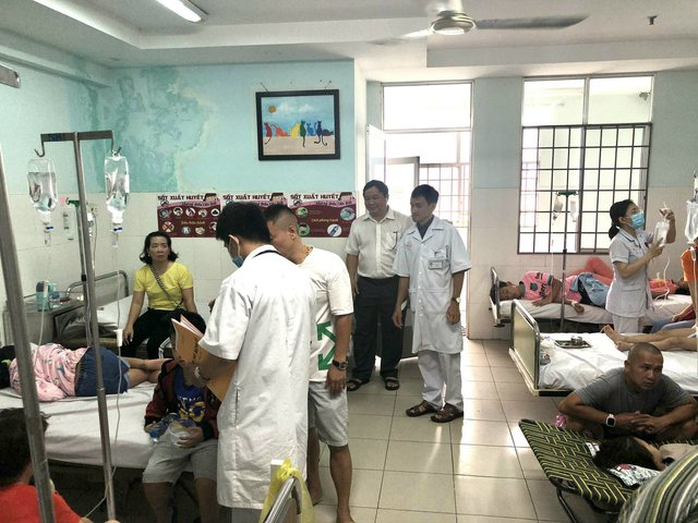 Vụ hàng trăm học sinh trường Ischool Nha Trang nhập viện, một học sinh tử vong - Ảnh 1.