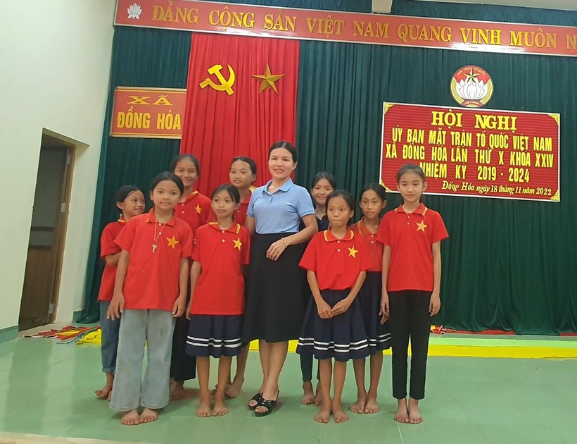 &quot;Kỳ tích&quot; một gia đình có 8 người con công tác trong ngành Giáo dục - Ảnh 1.