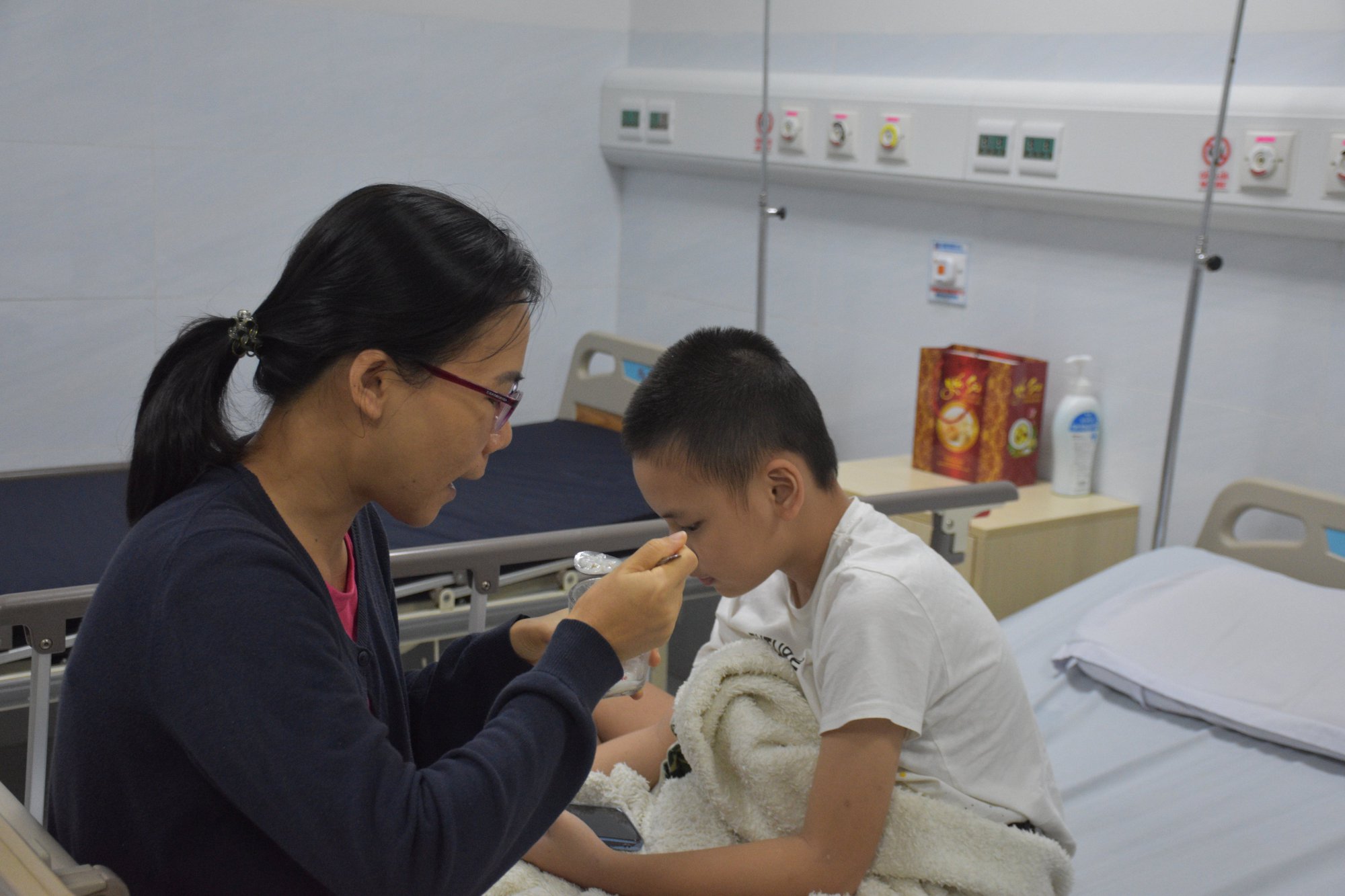Hỗ trợ 100% tiền viện phí cho học sinh Trường Ischool Nha Trang - Ảnh 2.