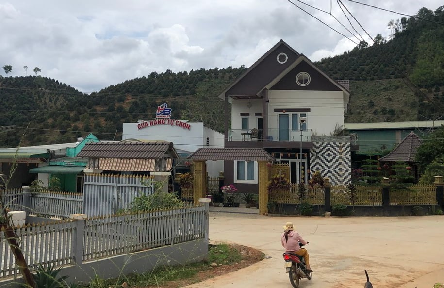 Bình Thuận: Nông dân háo hức khi sầu riêng Đa Mi được xuất khẩu sang thị trường Trung Quốc - Ảnh 5.