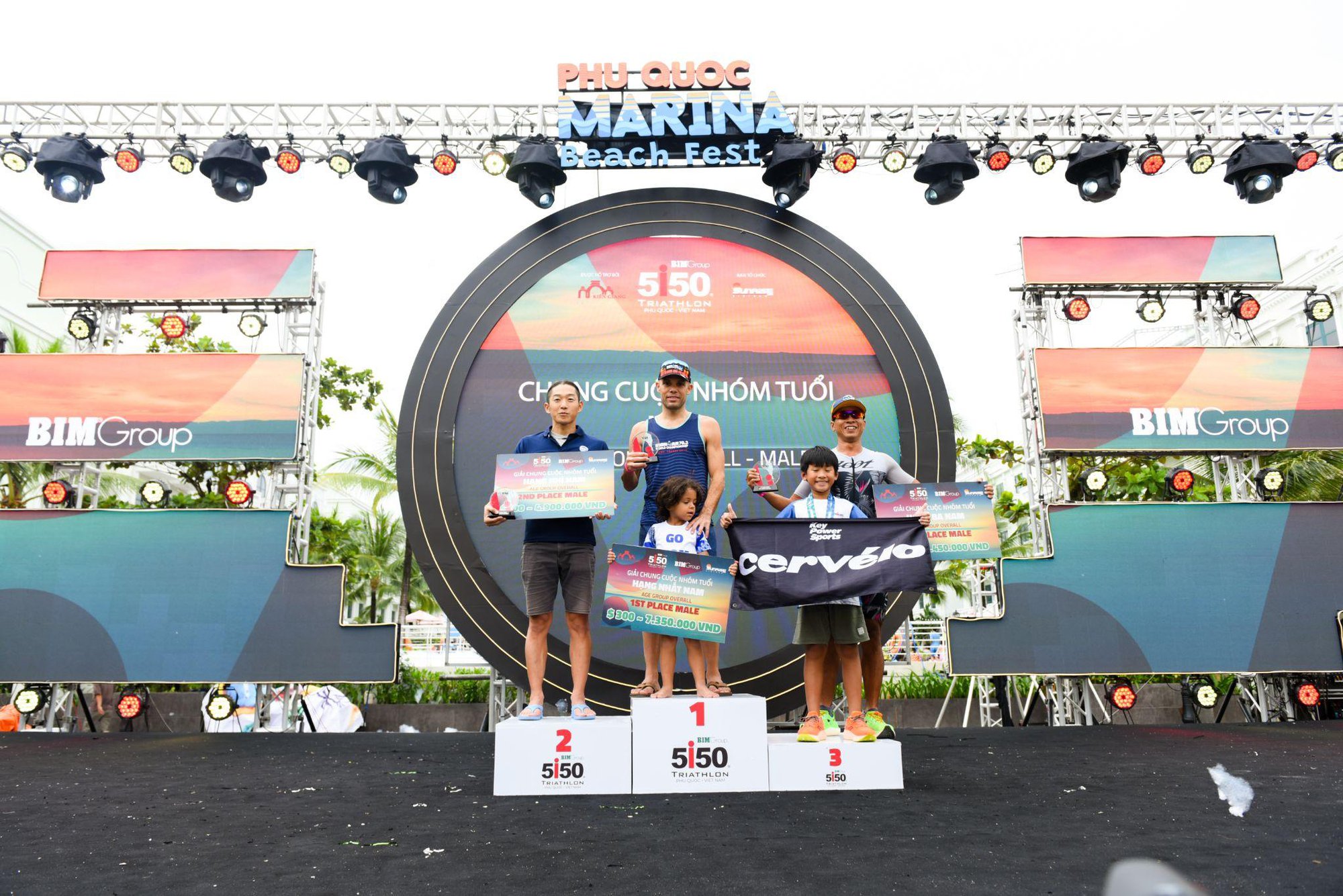 Những hình ảnh ấn tượng từ sự kiện 5150 Triathlon đầu tiên tại Việt Nam - Ảnh 4.