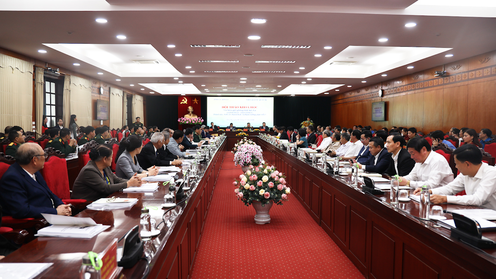 Sơn La 70 năm thành tựu và phát triển - Ảnh 4. Sơn La 70 năm thành tựu và phát triển - Ảnh 4.