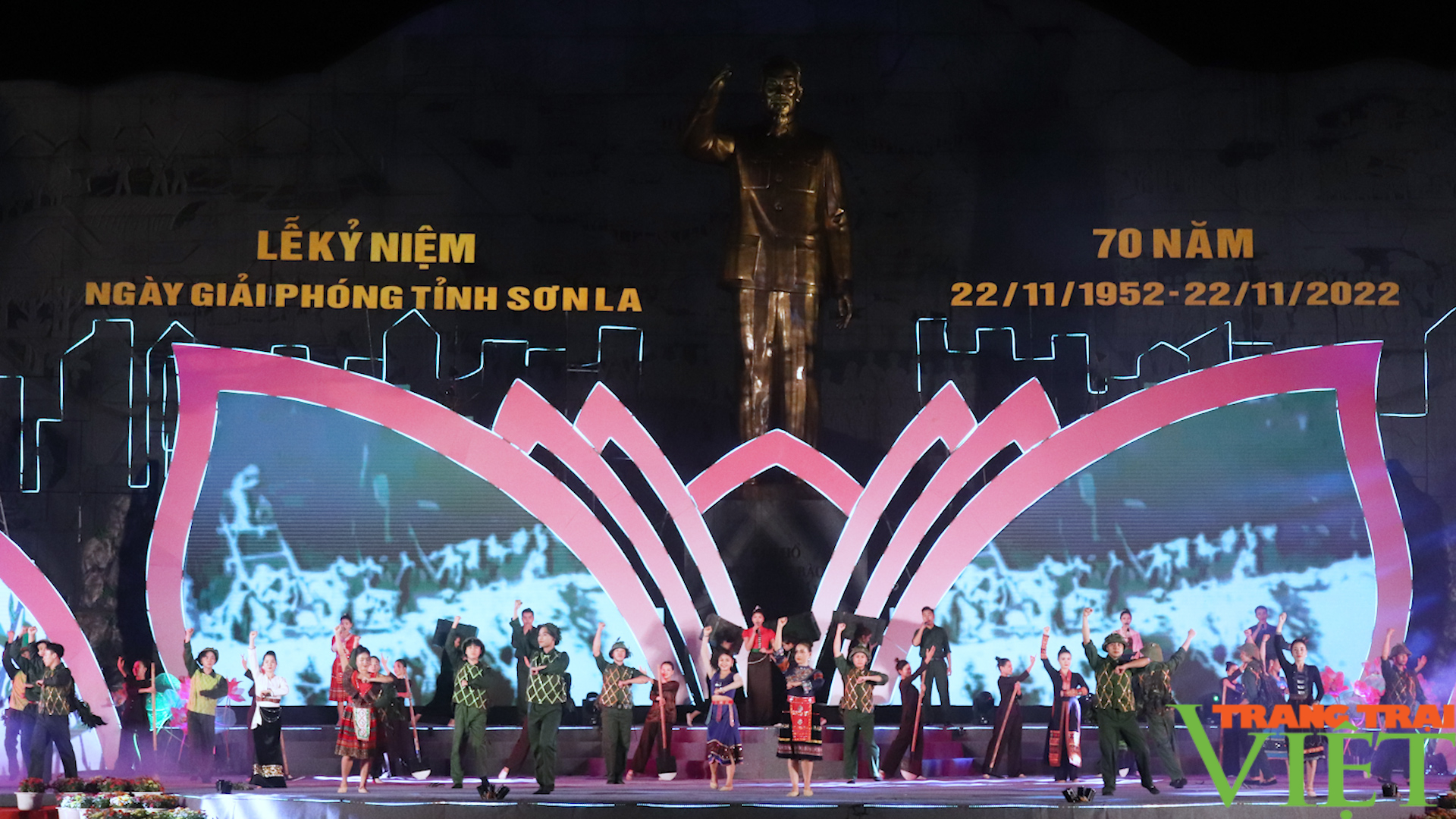 Kỷ niệm 70 năm giải phóng tỉnh Sơn La - Ảnh 11. Kỷ niệm 70 năm giải phóng tỉnh Sơn La - Ảnh 11.