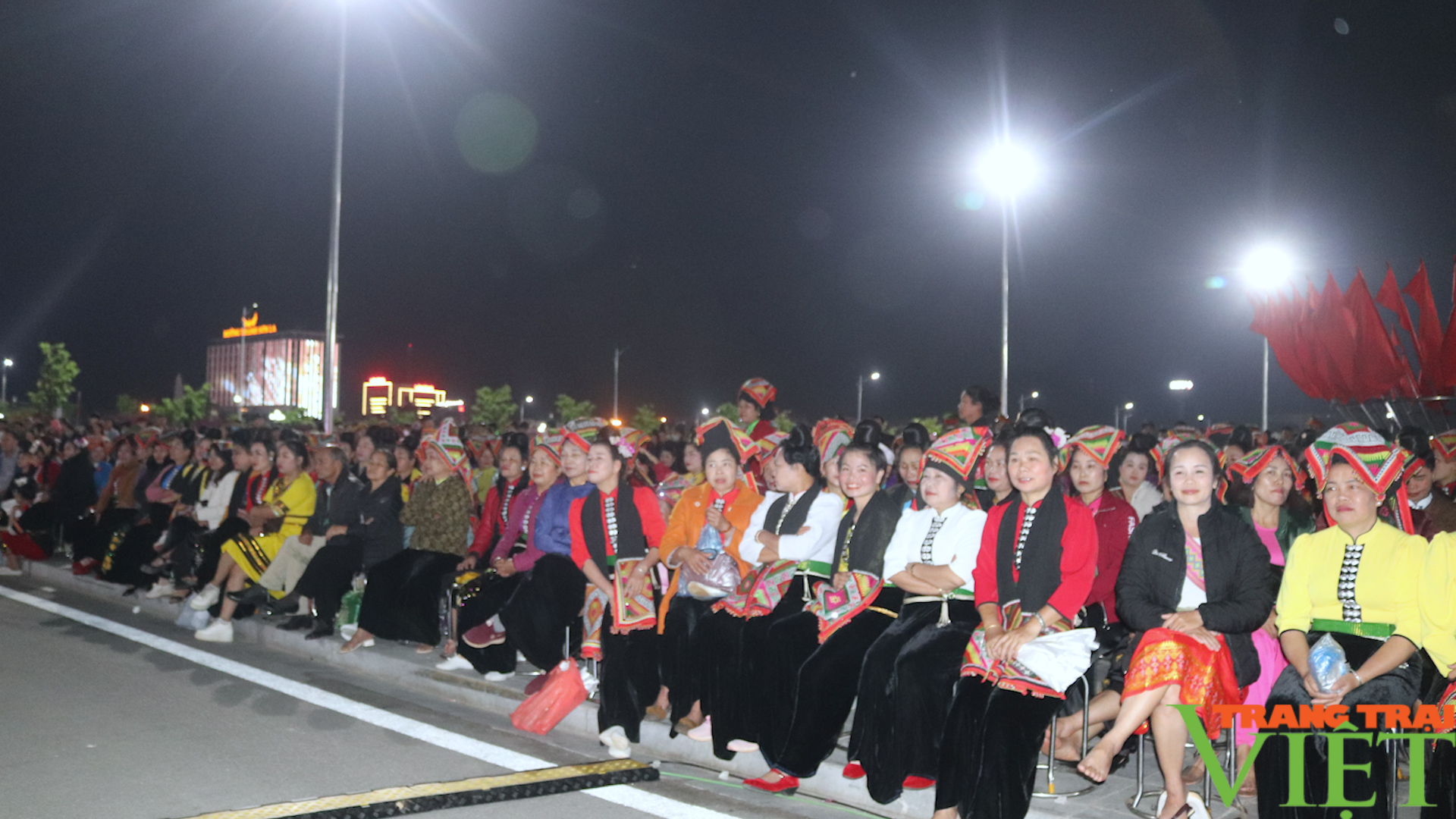 Kỷ niệm 70 năm giải phóng tỉnh Sơn La - Ảnh 7. Kỷ niệm 70 năm giải phóng tỉnh Sơn La - Ảnh 7.
