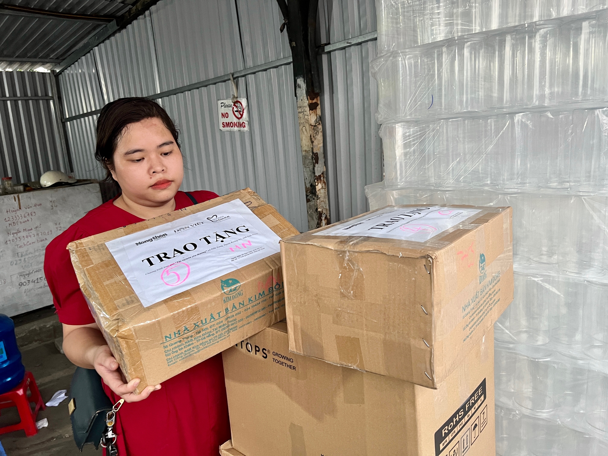 Mang yêu thương đến với học sinh dân tộc thiểu số tỉnh Đắk Nông  - Ảnh 2.