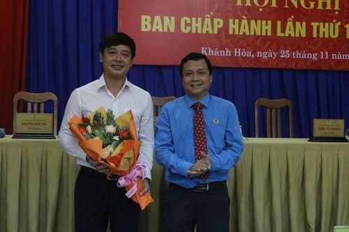 Tân Chủ tịch Liên đoàn lao động Khánh Hòa là ai? - Ảnh 1. Tân Chủ tịch Liên đoàn lao động Khánh Hòa là ai? - Ảnh 1.
