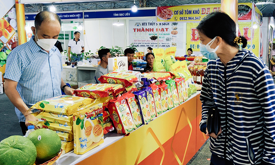Doanh nghiệp đẩy mạnh tiêu thụ nội địa - Ảnh 1.