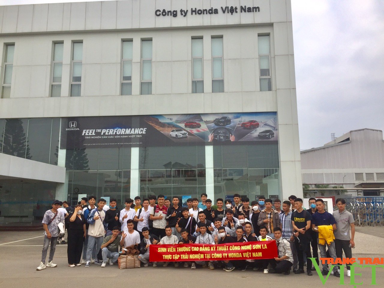Sơn La: Triển khai nhiều giải pháp phát triển nguồn nhân lực - Ảnh 1. Sơn La: Triển khai nhiều giải pháp phát triển nguồn nhân lực - Ảnh 1.