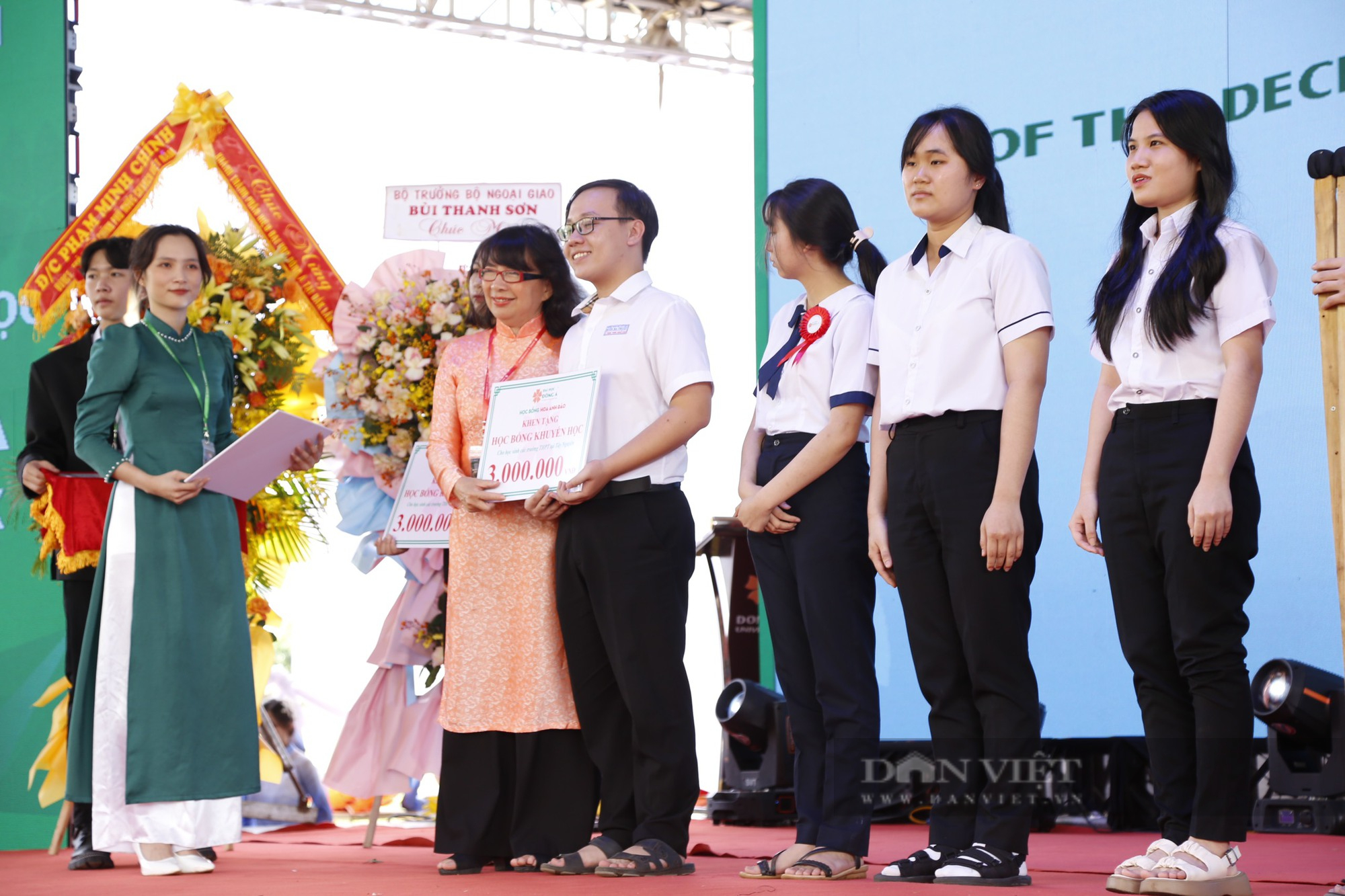 Thành lập phân hiệu Trường đại học Đông Á tại Đắk Lắk - Ảnh 4.
