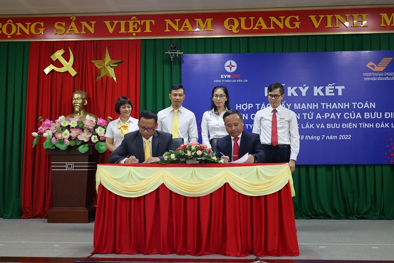 PC Đắk Lắk: Đẩy mạnh chuyển đổi số trong công tác kinh doanh và dịch vụ khách hàng - Ảnh 2.