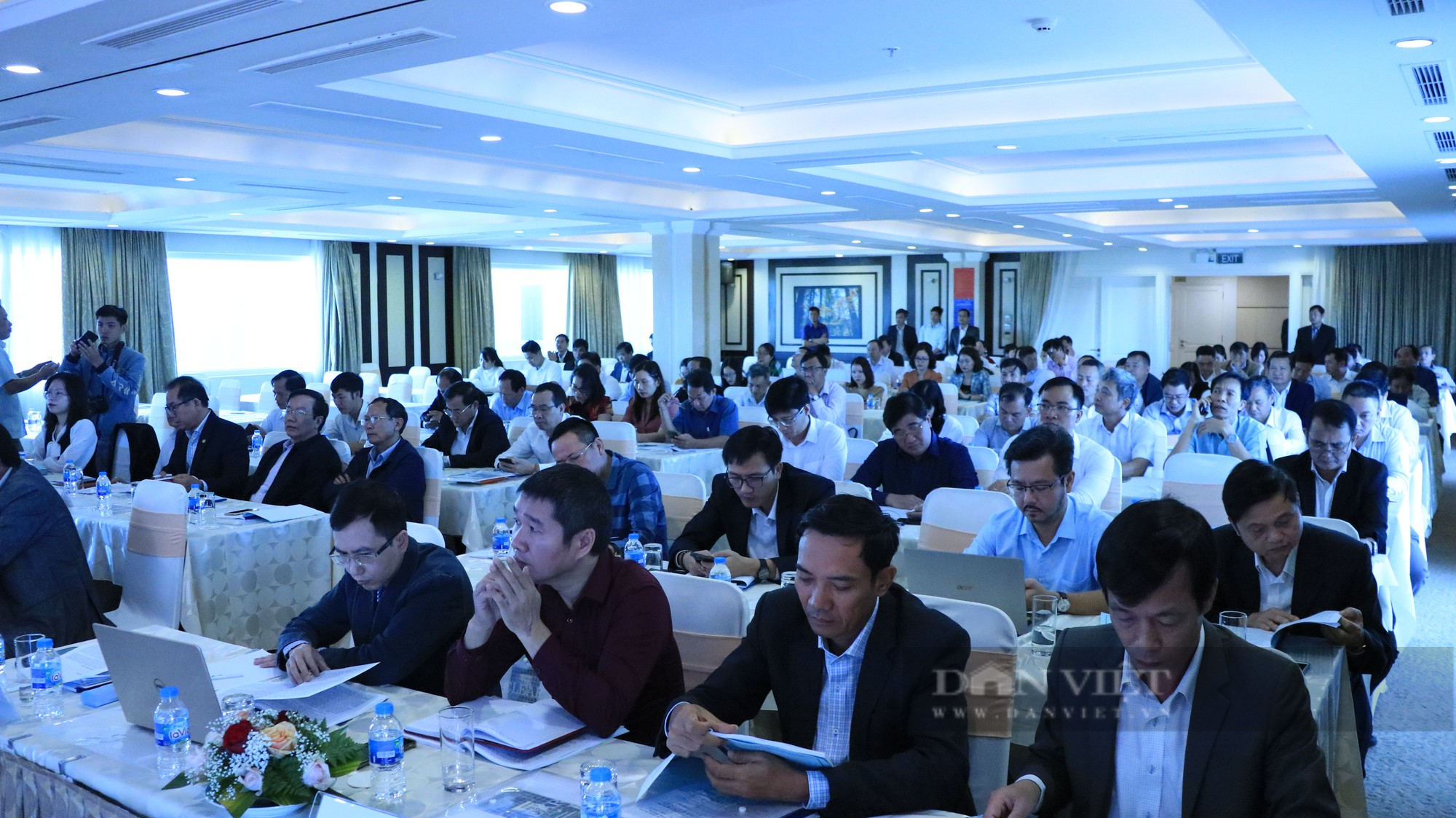 Bộ NNPTNT đặt mục tiêu đến năm 2025, hỗ trợ hơn 16.000 hộ di dân tự do ổn định cuộc sống - Ảnh 2.