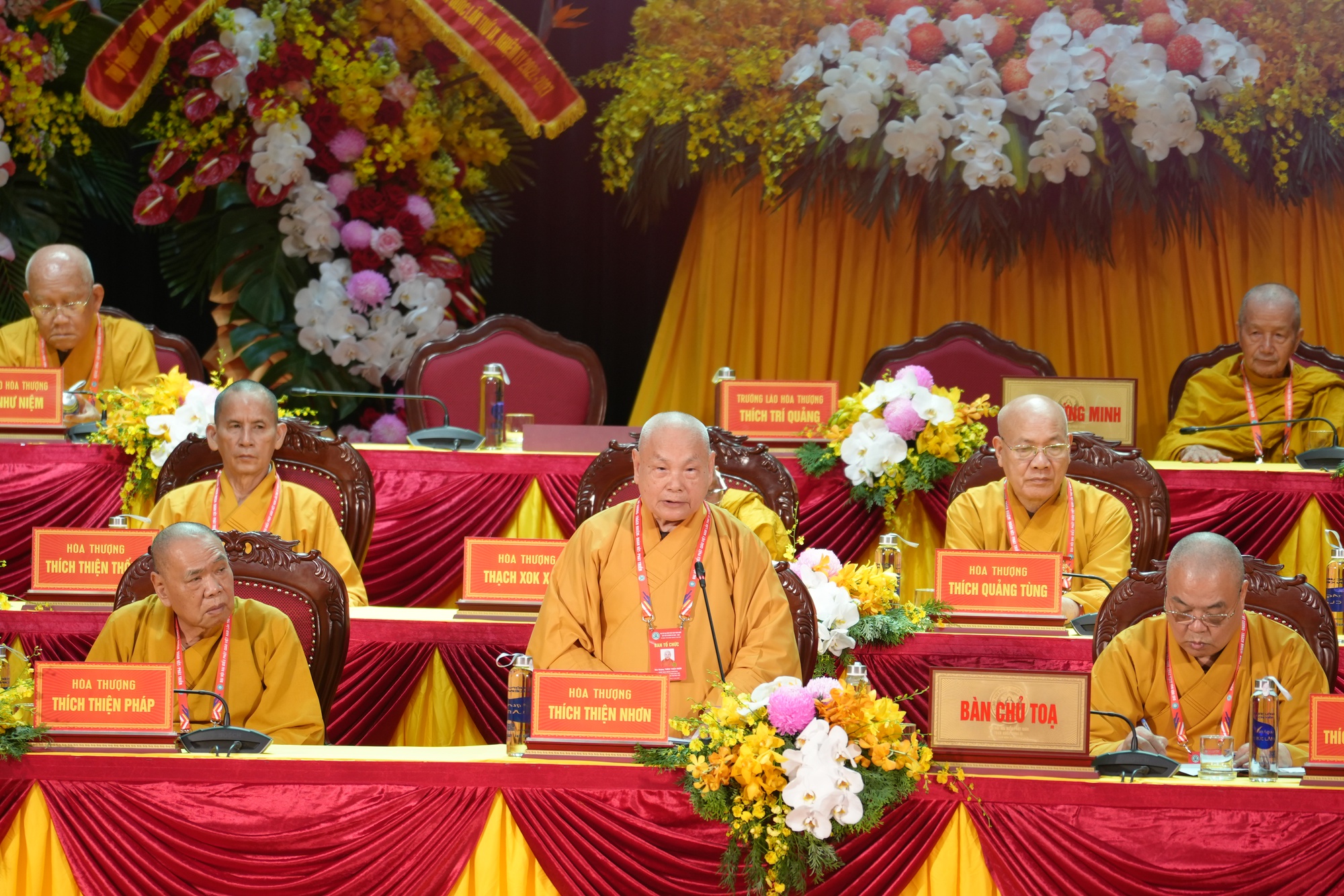 Hiến chương Phật giáo sửa đổi ngăn cấm Tăng, Ni mang theo tài sản của chùa khi hoàn tục như thế nào? - Ảnh 5.