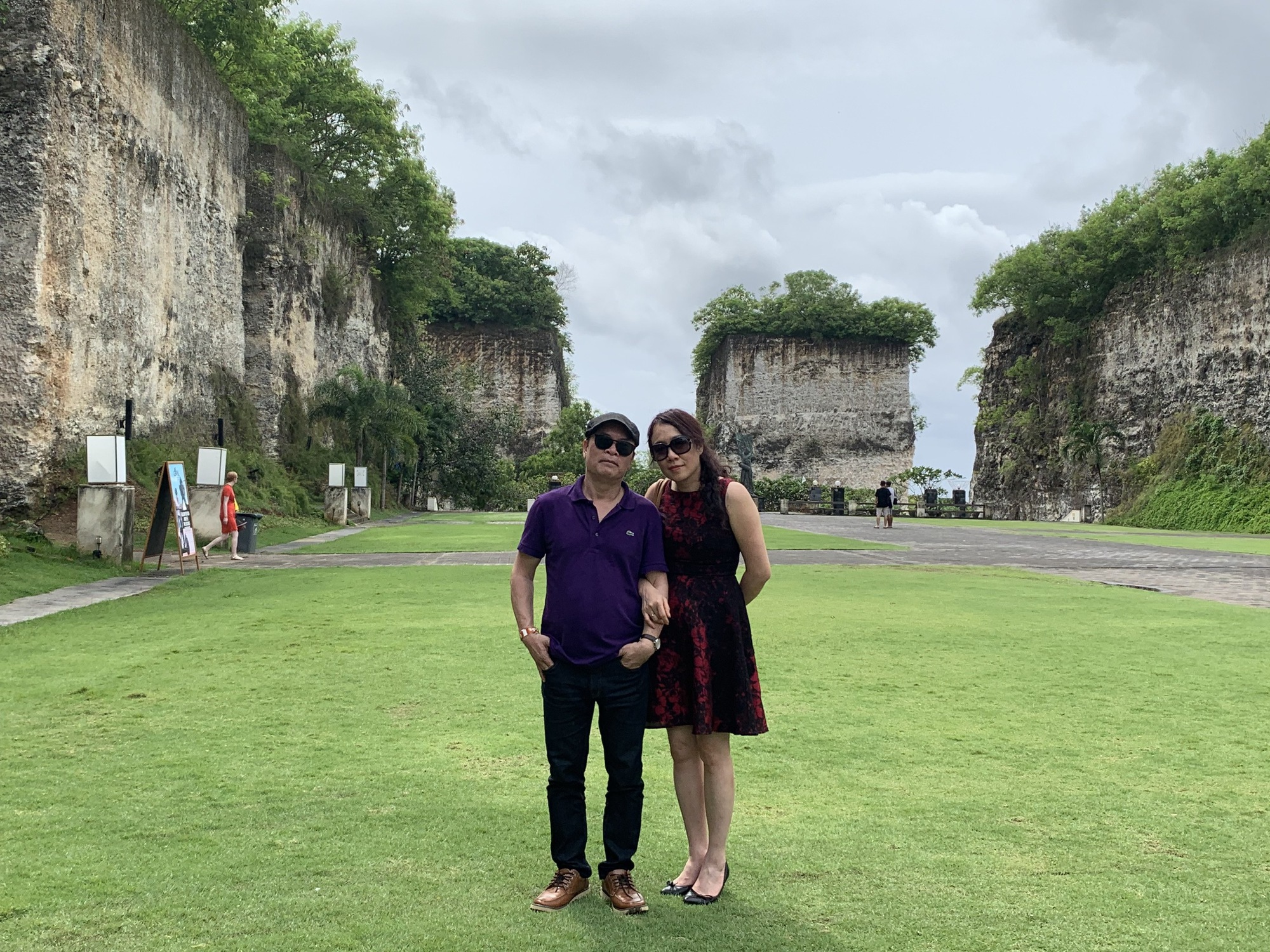 &quot;Vua nhạc phim&quot; Tuấn Phương kể chuyện “tán” vợ và bố vợ bằng “chiêu” không ai nghĩ tới - Ảnh 4.