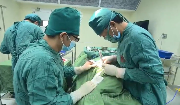 Ung thư tuyến giáp có xu hướng trẻ hóa, khi nào nên đi khám?  - Ảnh 1.