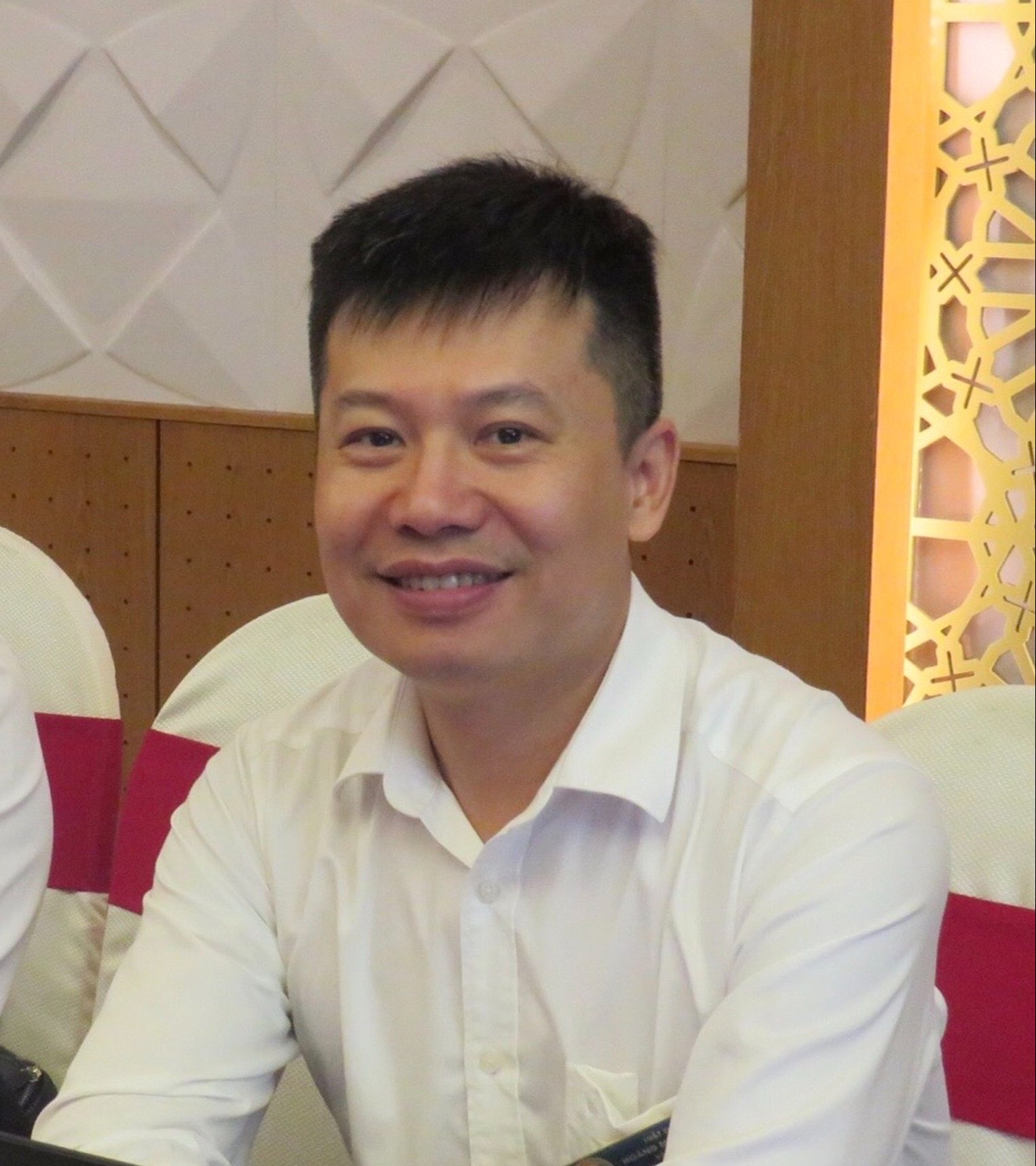 Từ vụ con nhảy cầu Bãi Cháy, bố mẹ thẫn thờ chờ thi thể: Nỗi đau còn mãi cho người ở lại - Ảnh 2.