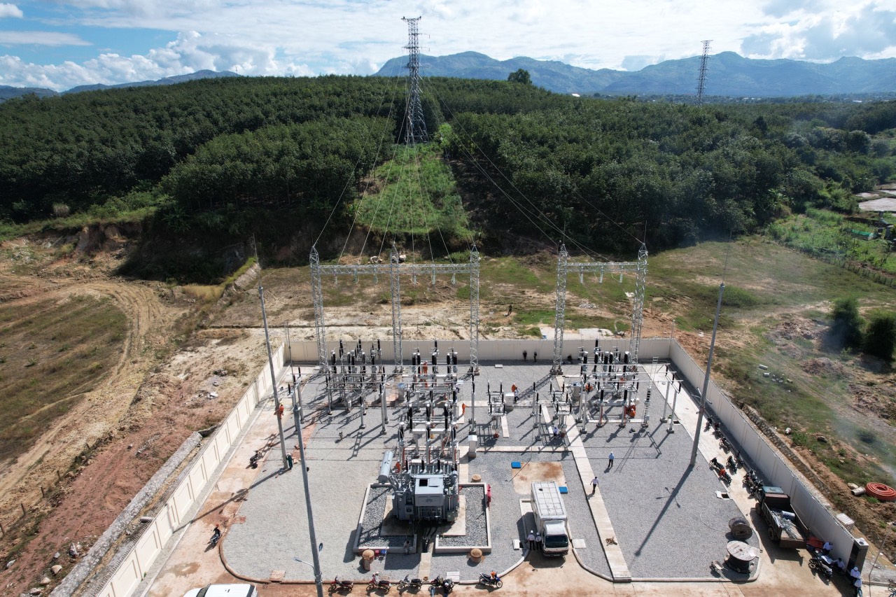 PC Kon Tum: Nghiệm thu và đóng điện Dự án Trạm biến áp 110kv - Ảnh 1.