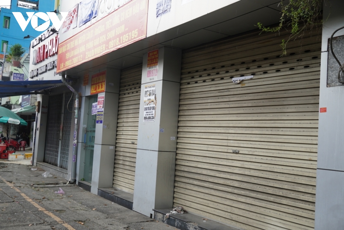 Ảm đạm thị trường cho thuê kinh doanh ở trung tâm TP.HCM - Ảnh 9. Ảm đạm thị trường cho thuê kinh doanh ở trung tâm TP.HCM - Ảnh 9.