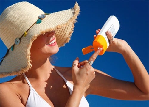 Cách chọn kem chống nắng cho từng loại da   - Ảnh 1.