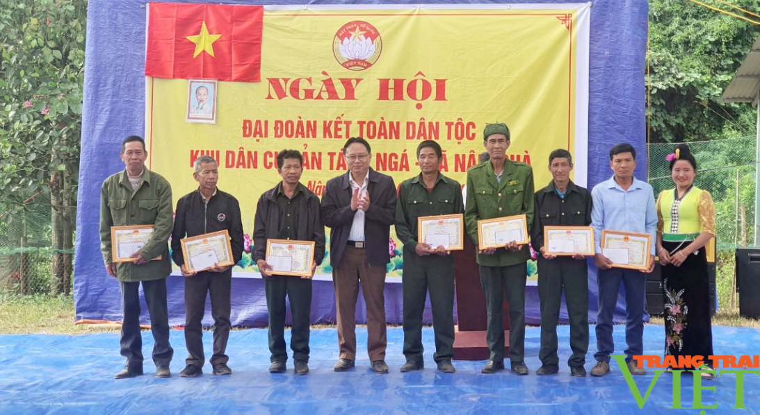 Tưng bừng ngày hội &quot;Đại đoàn kết toàn dân tộc&quot; bản vùng cao Lai Châu - Ảnh 2.