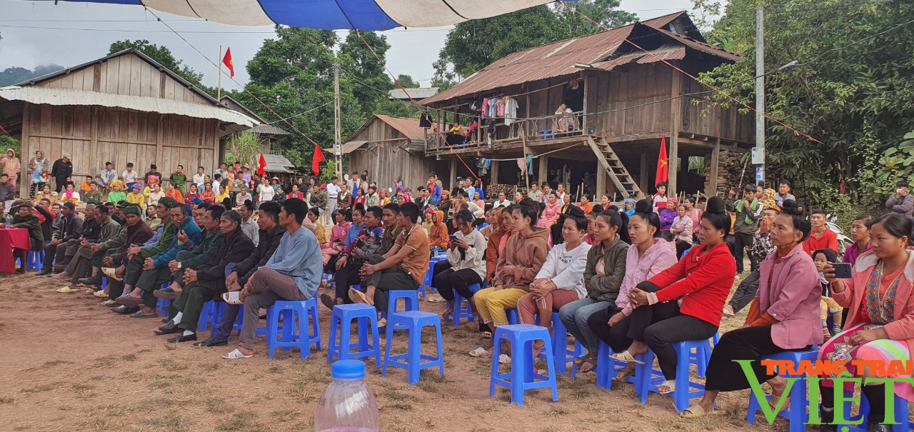 Tưng bừng ngày hội &quot;Đại đoàn kết toàn dân tộc&quot; bản vùng cao Lai Châu - Ảnh 1.