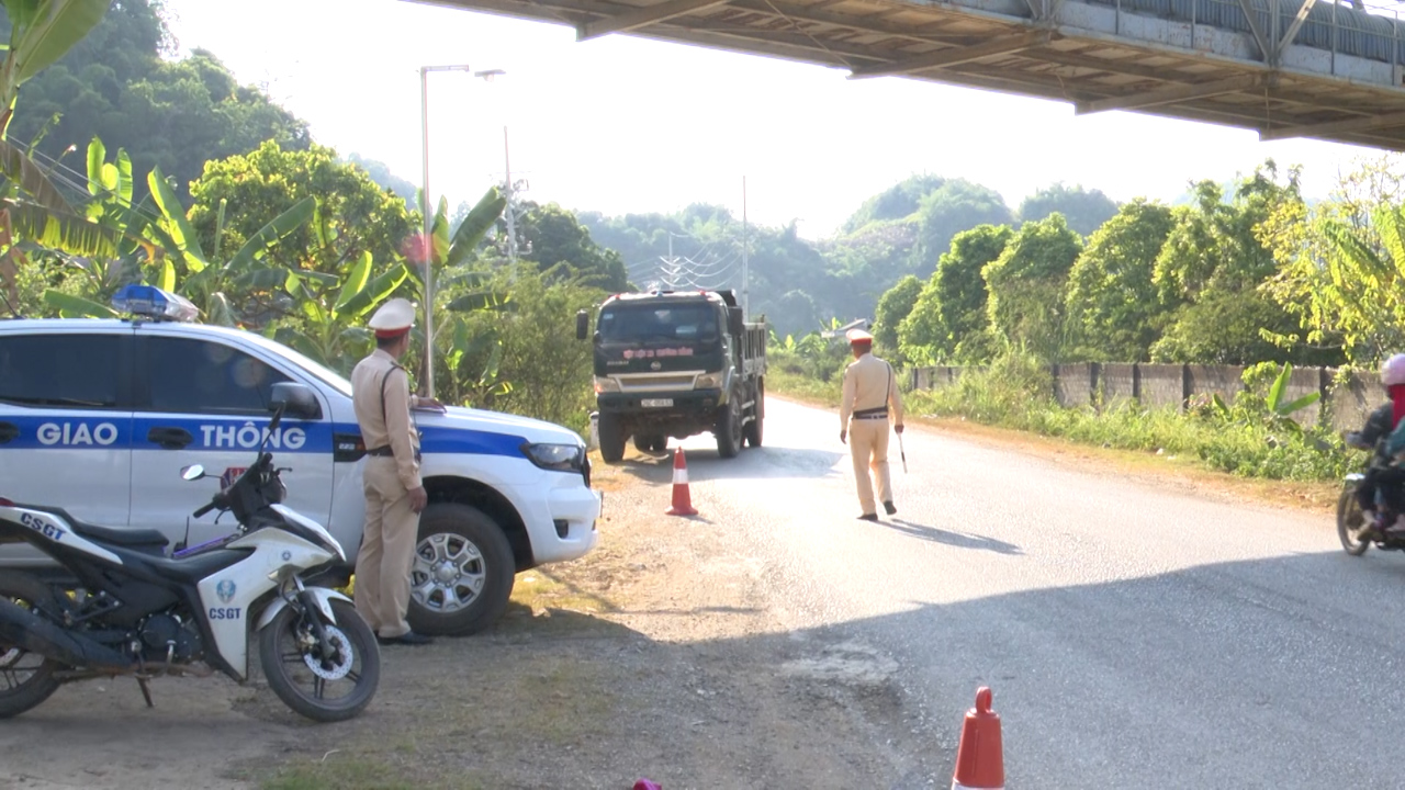 "Hung thần" dần vắng bóng trên các tuyến đường Sơn La - Ảnh 3. "Hung thần" dần vắng bóng trên các tuyến đường Sơn La - Ảnh 3.