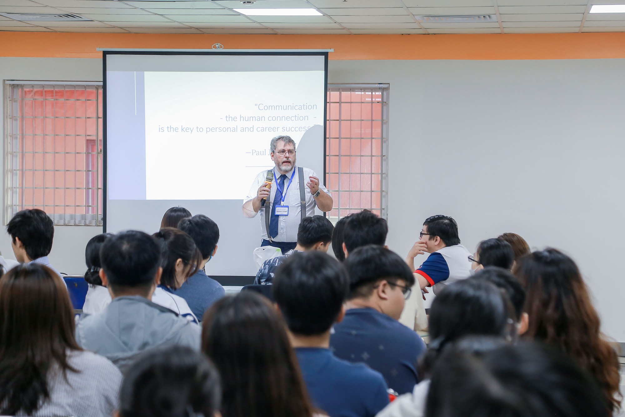 TP.HCM: Thêm một trường ĐH trở thành thành viên Tổ chức kiểm định ACBSP - Ảnh 1.
