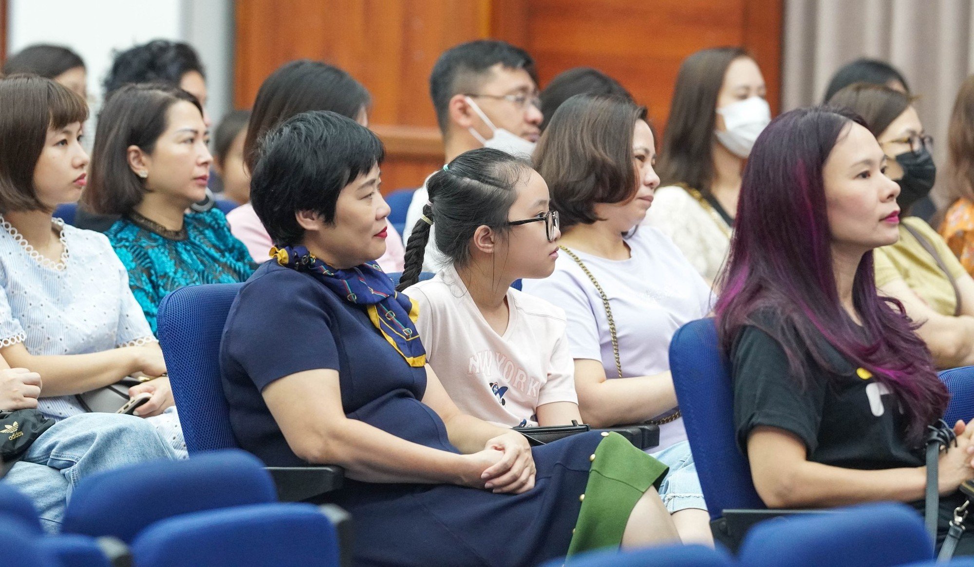 Tuyển sinh lớp 6 trường hot năm học 2023- 2024: Vừa khởi động đã… nóng - Ảnh 3.
