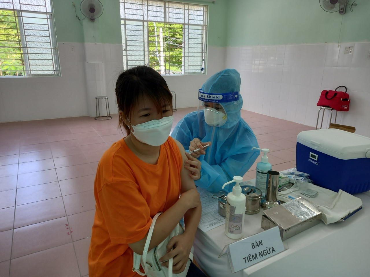 Covid-19 ngày 7/11: Số ca mắc mới ổn định ở mức thấp - Ảnh 2.